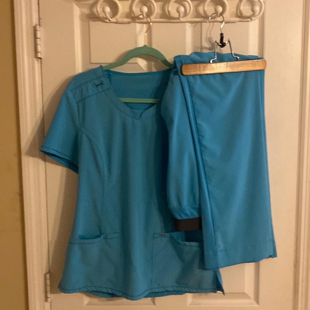 Cherokee turquoise scrubs